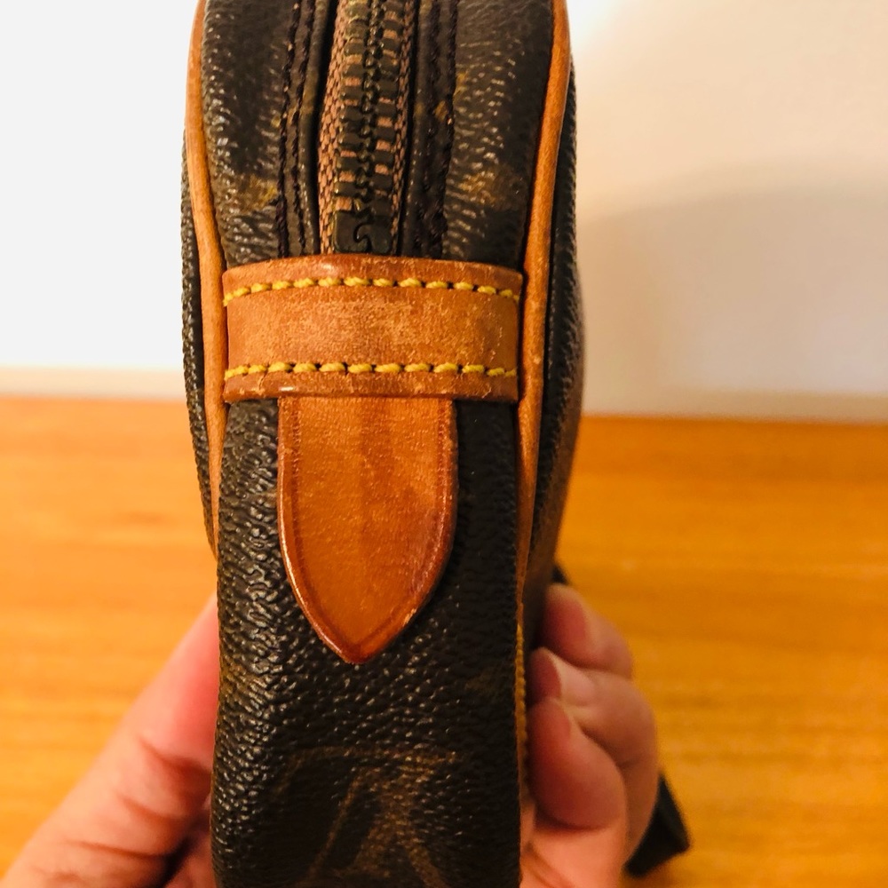 Authentic Louis Vuitton Clutch In Monogram Gem